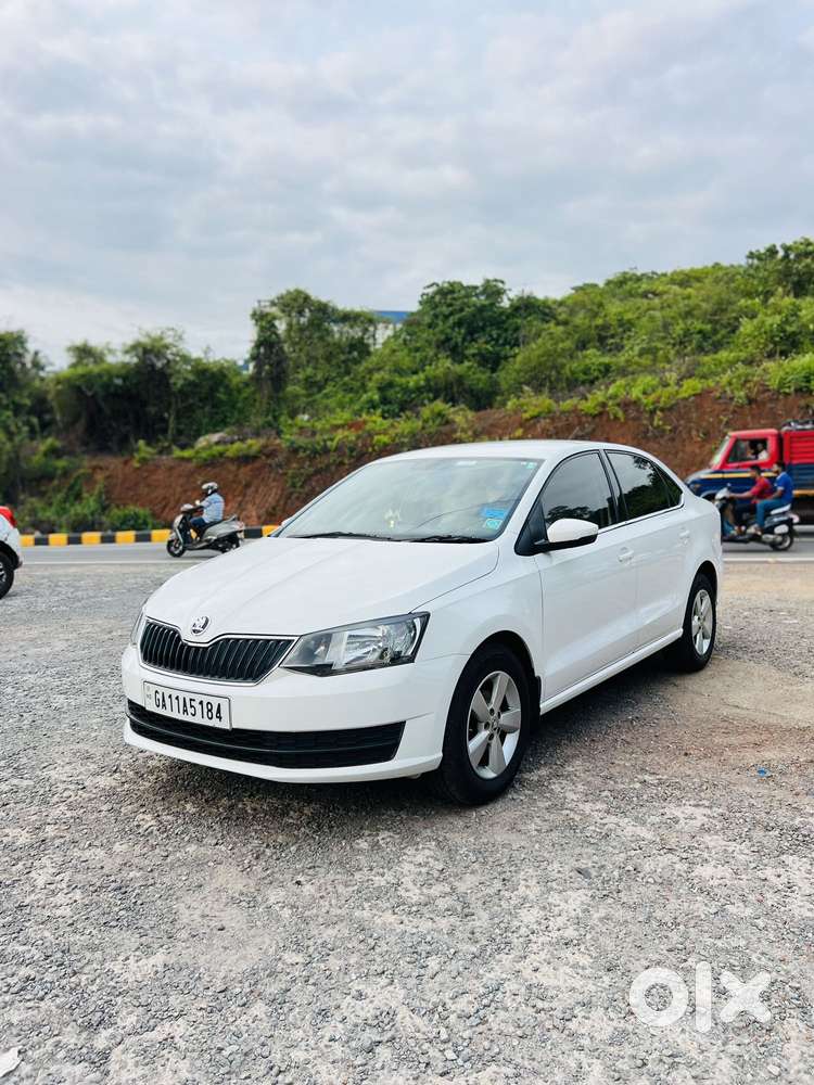 Skoda Rapid 1.0 Tsi Automatic, 2021, Petrol