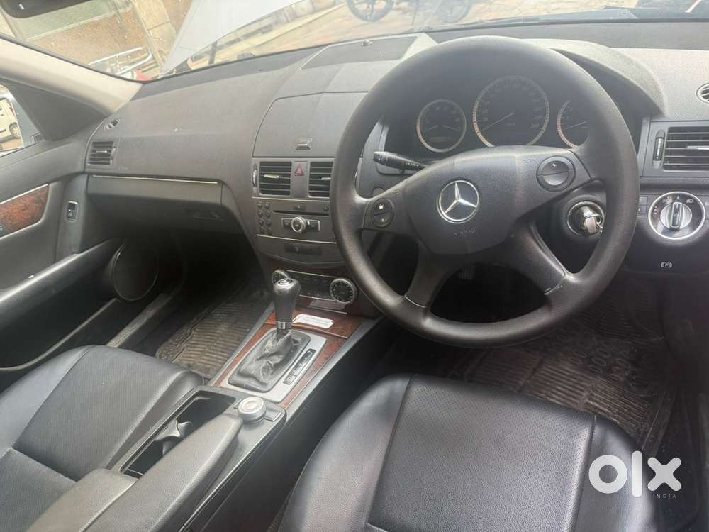 Mercedes-benz C-class 2010 Petrol Automatic 4th Owner