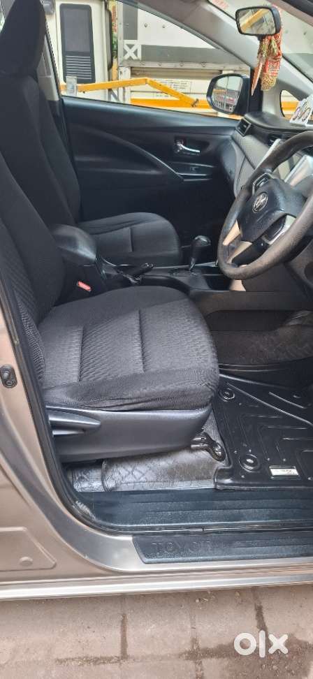 Toyota Innova Crysta 2.8 Gx At, 2017, Diesel