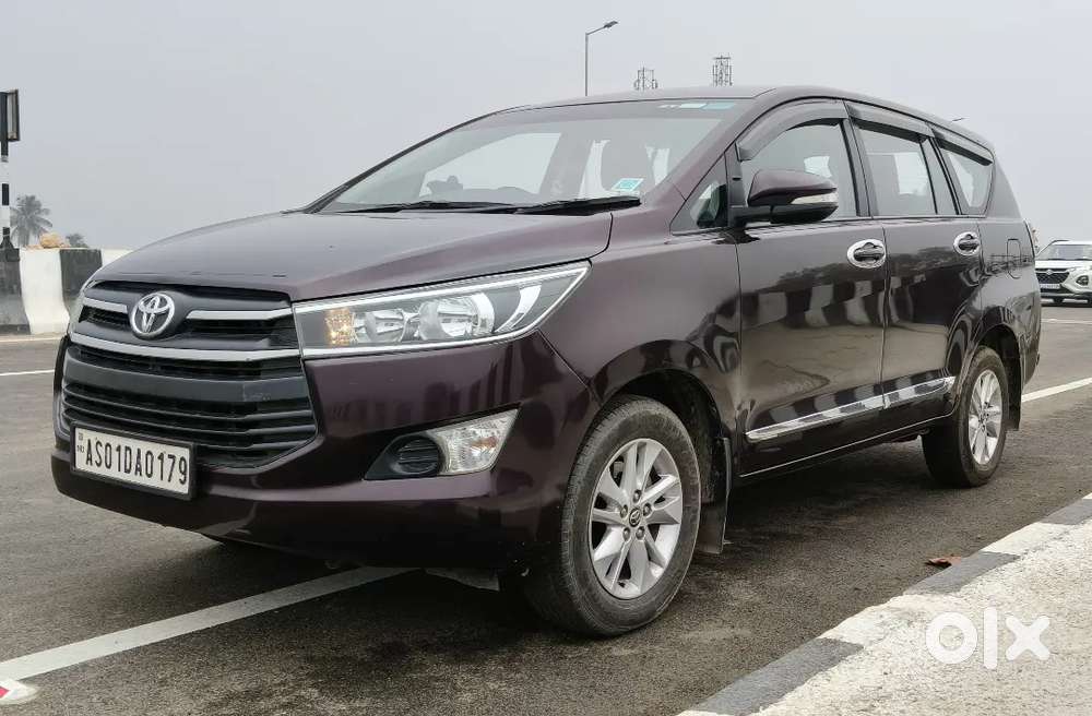 Toyota Innova Crysta 2.4g , Captain Seats , 65000km Only.