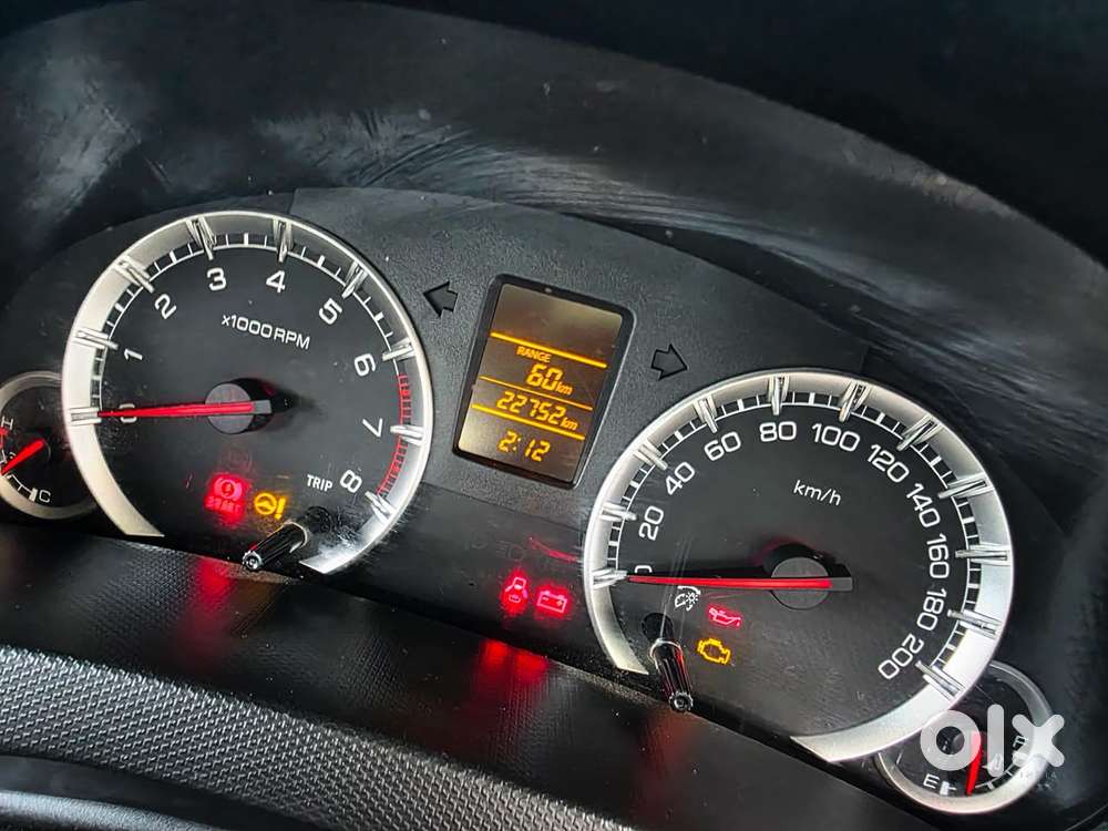 Maruti Suzuki Swift Vxi 1.2 Abs Bs-iv, 2015, Petrol