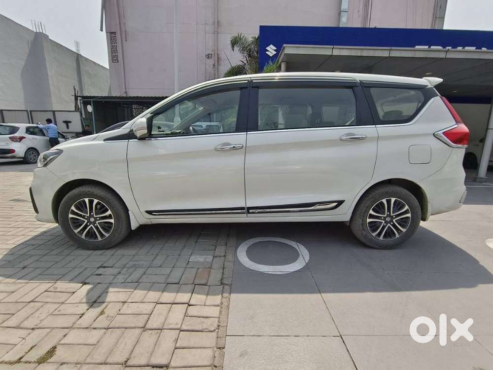 Maruti Suzuki Ertiga Zxi (o) Cng [2022-2023], 2022, Cng & Hybrids