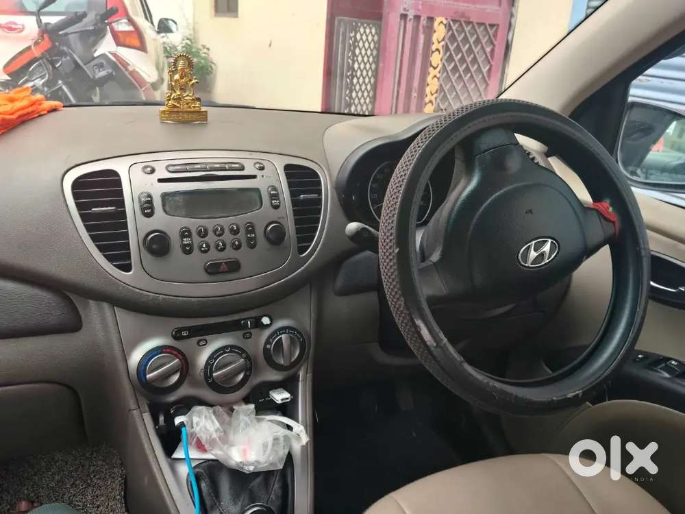 Hyundai I10 2012 Sportz (top Variant) - Single Hand Drivenagar Aap Ek