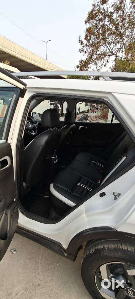 Hyundai Venue Sx Dual Tone Turbo, 2020, Petrol