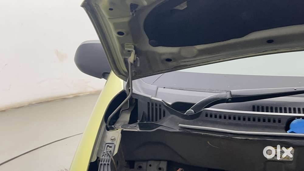 Datsun Redigo T Option, 2016, Petrol