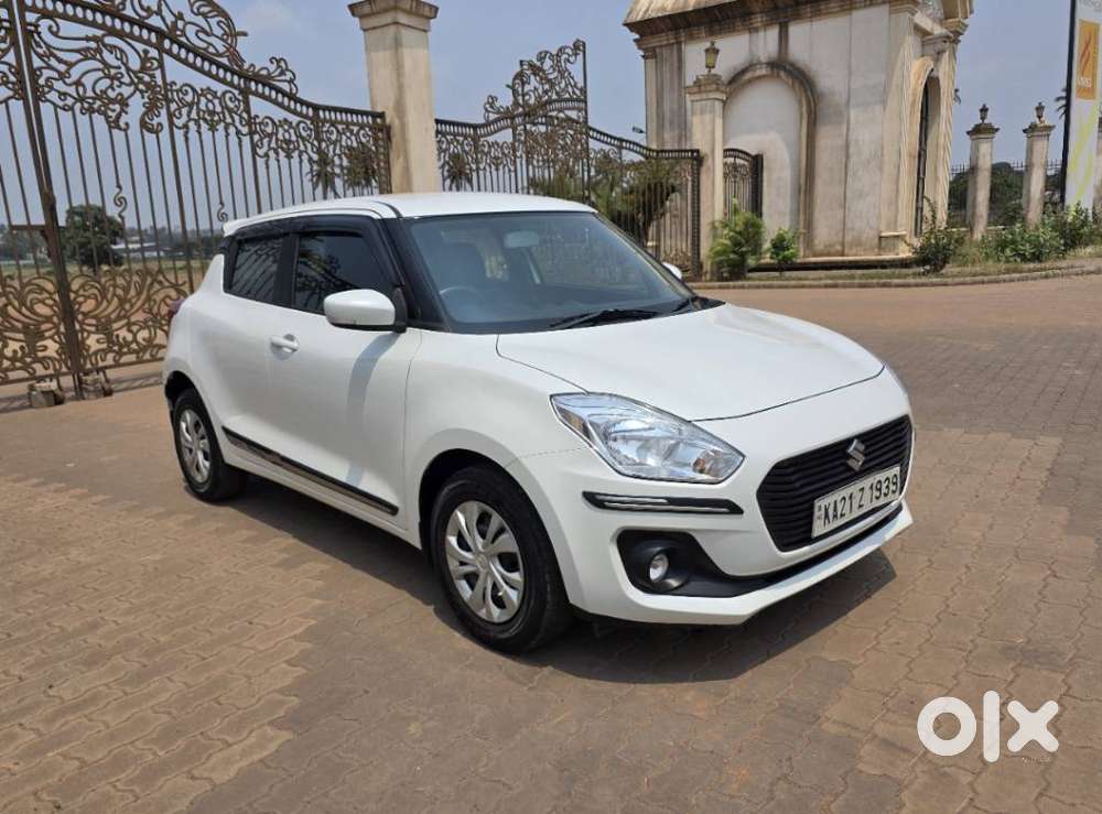 Maruti Suzuki Swift Vxi + Manual, 2020, Petrol
