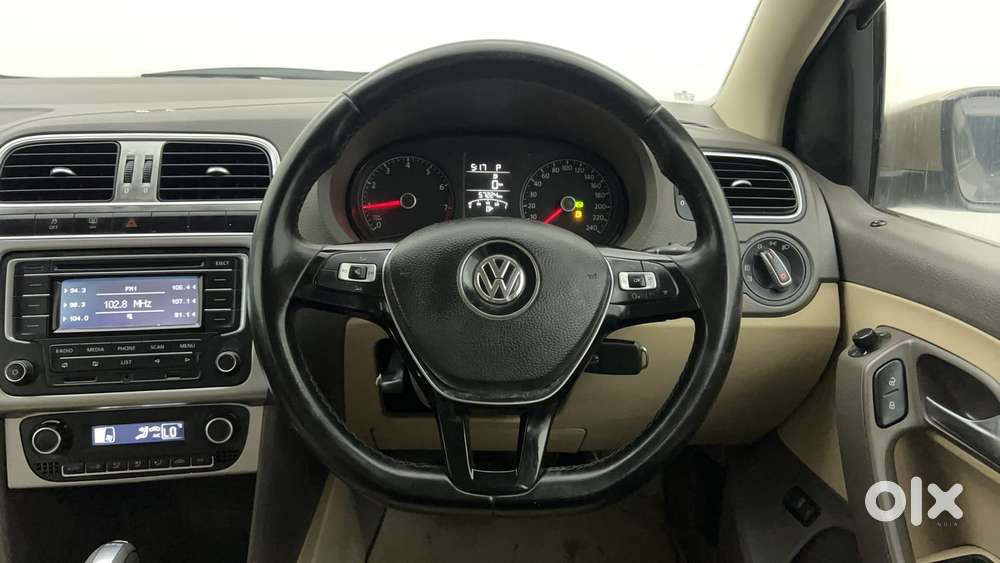 Volkswagen Vento 2010-2013 Petrol Highline, 2016, Petrol