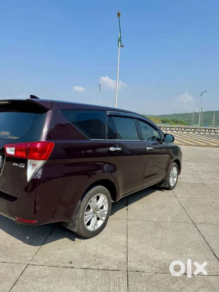 Toyota Innova Crysta 2016 Diesel 70000 Km Driven