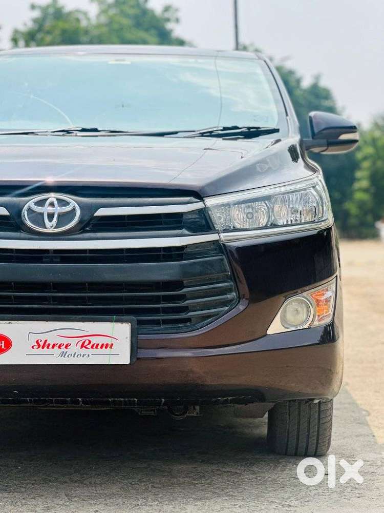 Toyota Innova Crysta 2.4 G Mt, 2017, Diesel