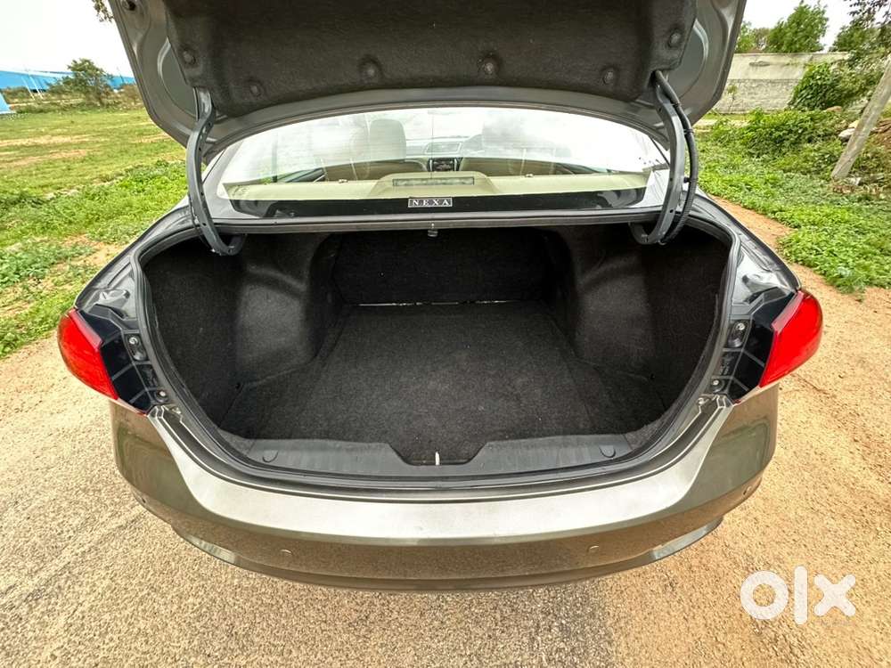 Petrol Ciaz Smart Hybrid Alpha Automatic Gear 1.5 - Top End Model