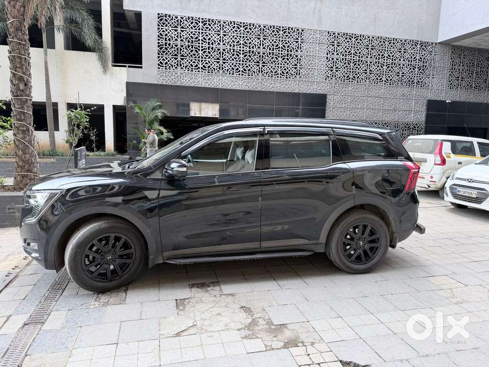 Mahindra Xuv700 Petrol 2025
