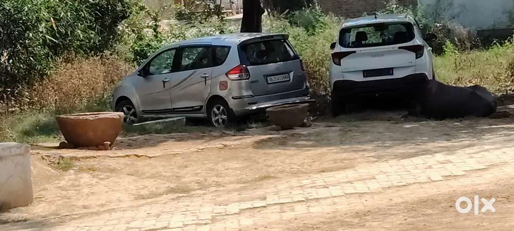 Maruti Suzuki Ertiga 2013 Cng Petrol 126500 Km Driven