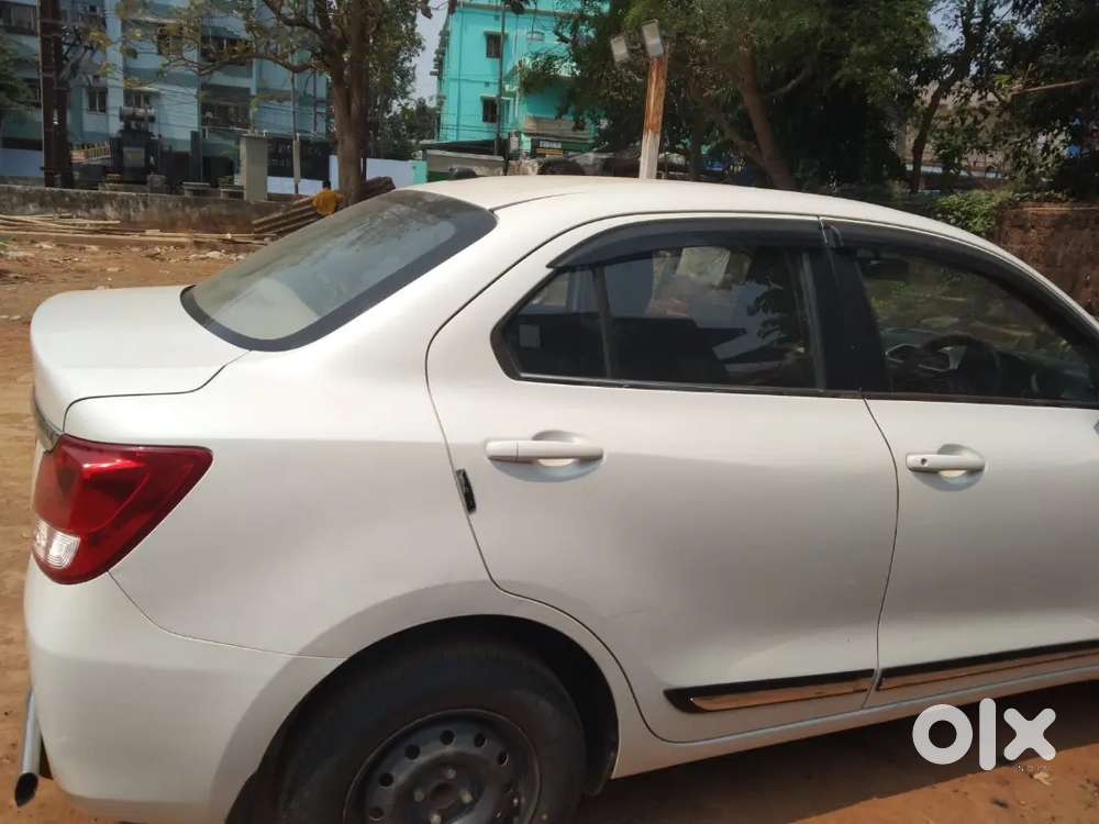Maruti Suzuki Dzire 2022 Petrol 60000 Km Driven
