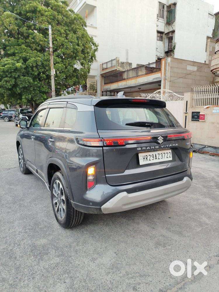 Maruti Suzuki Grand Vitara 1.5 Alpha Smart Hybrid At, 2022, Petrol