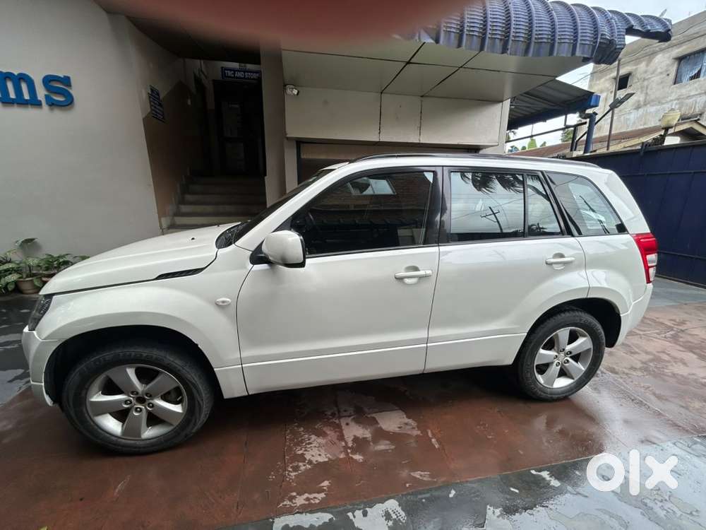 Maruti Suzuki Grand Vitara 2012 Petrol