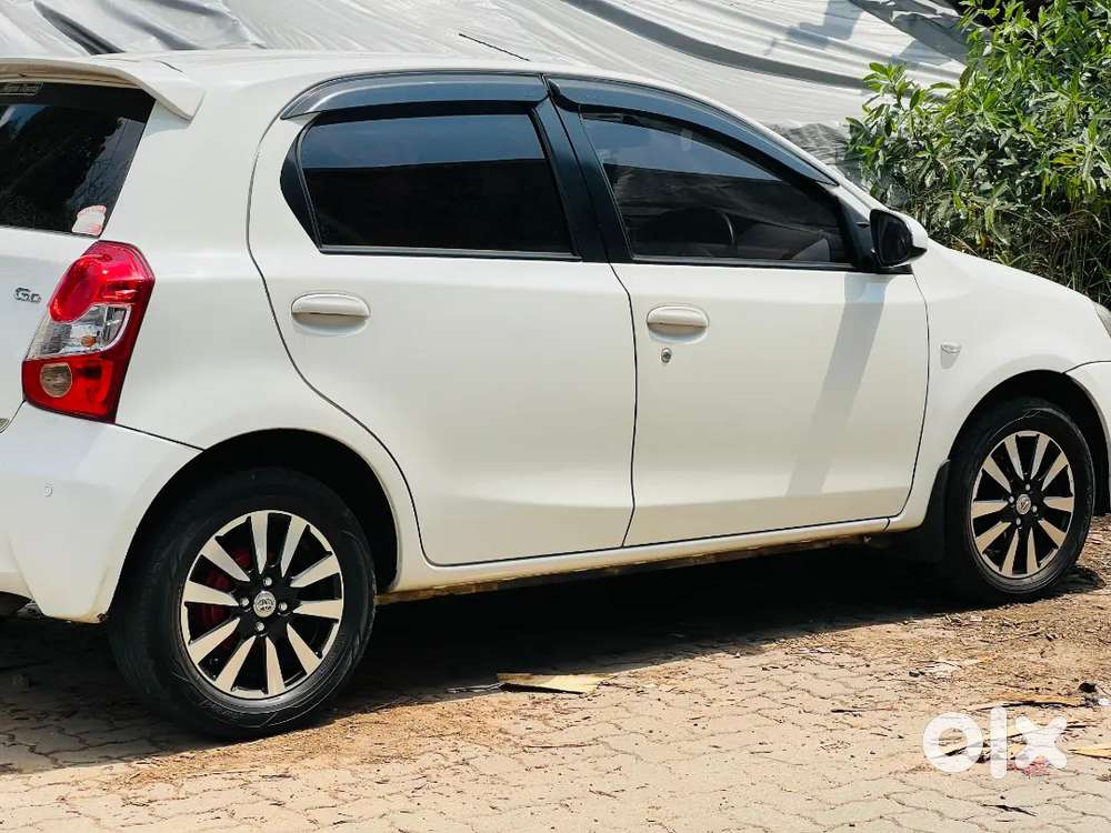 Toyota Etios Liva 2013