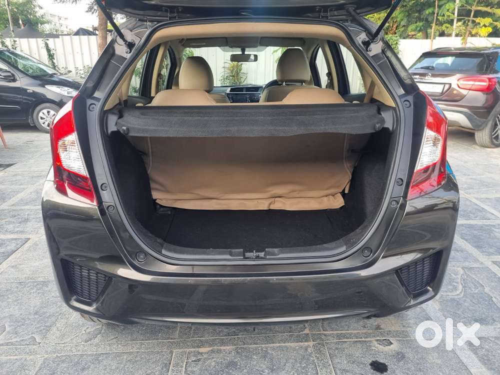 Honda Jazz V Cvt, 2016, Petrol