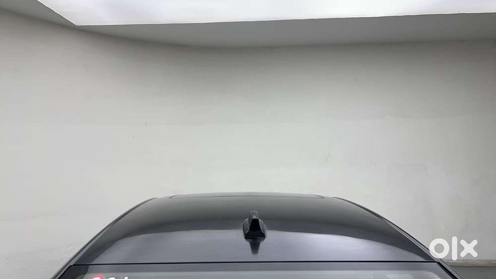 Skoda Slavia Style 1.0l Tsi Mt, 2022, Petrol