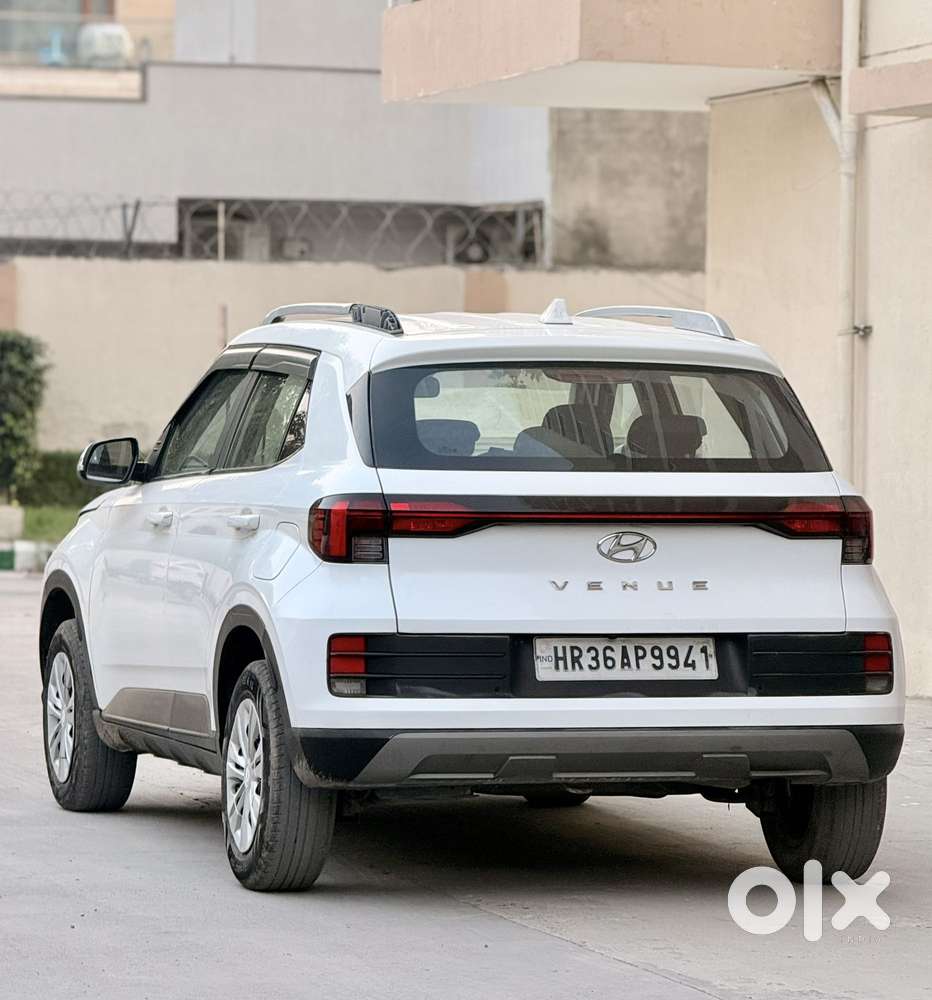 Hyundai Venue S Diesel, 2023, Diesel