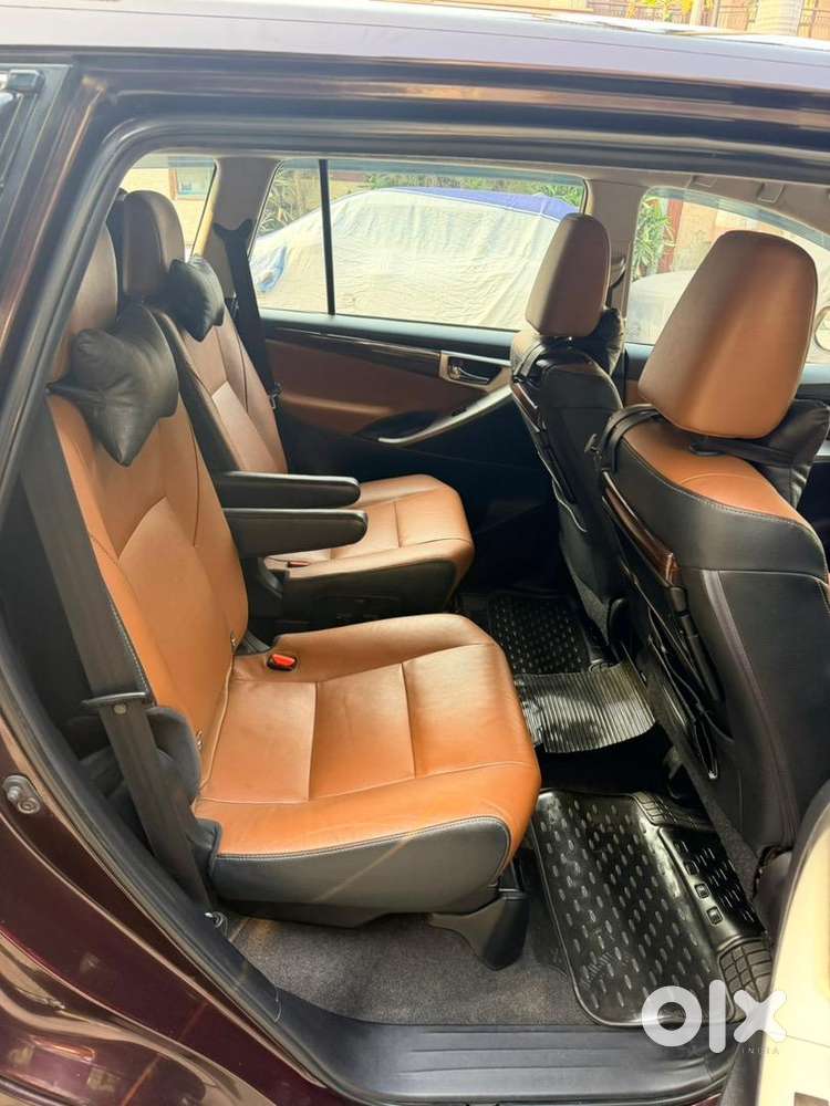 Toyota Innova Crysta 2017 Petrol 115000 Km Driven