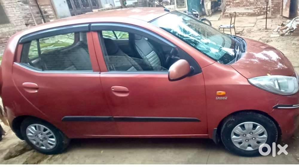 Hyundai I10 Sportz 2011