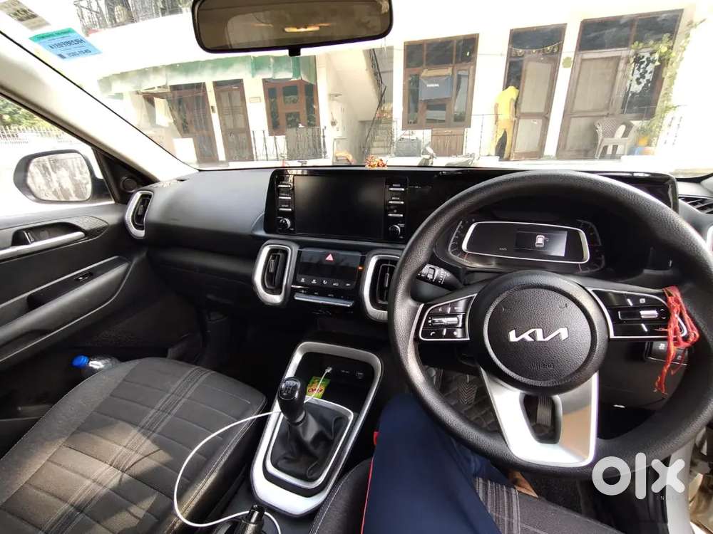 Kia Sonet 2025 Petrol 25751 Km Driven