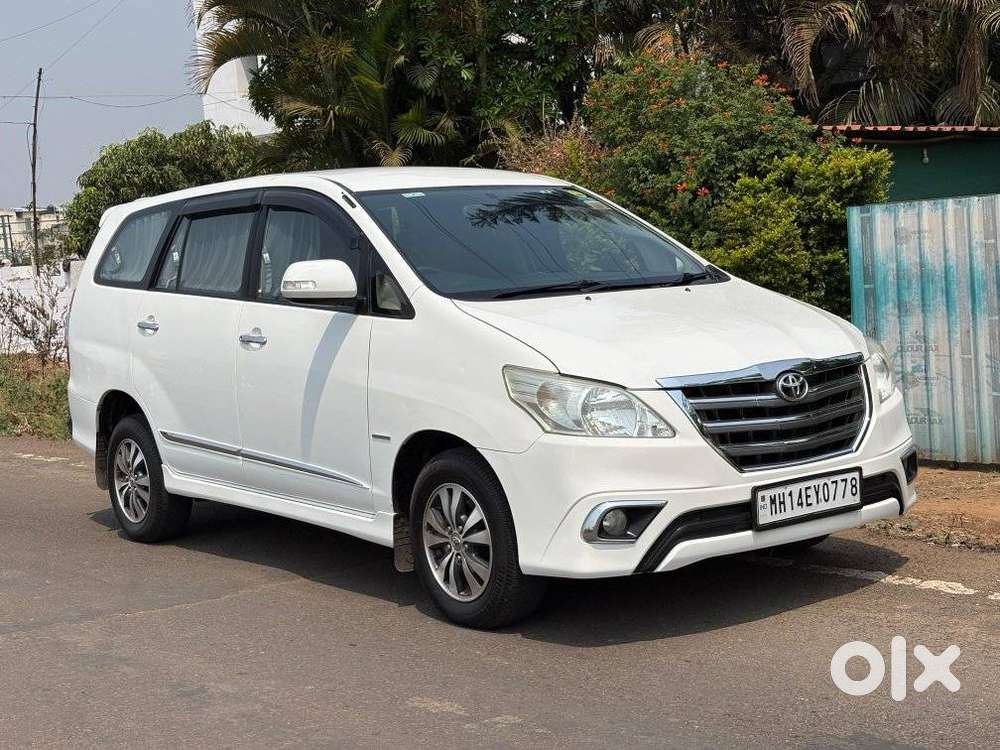 Toyota Innova 2.5 V 8 Str, 2015, Diesel