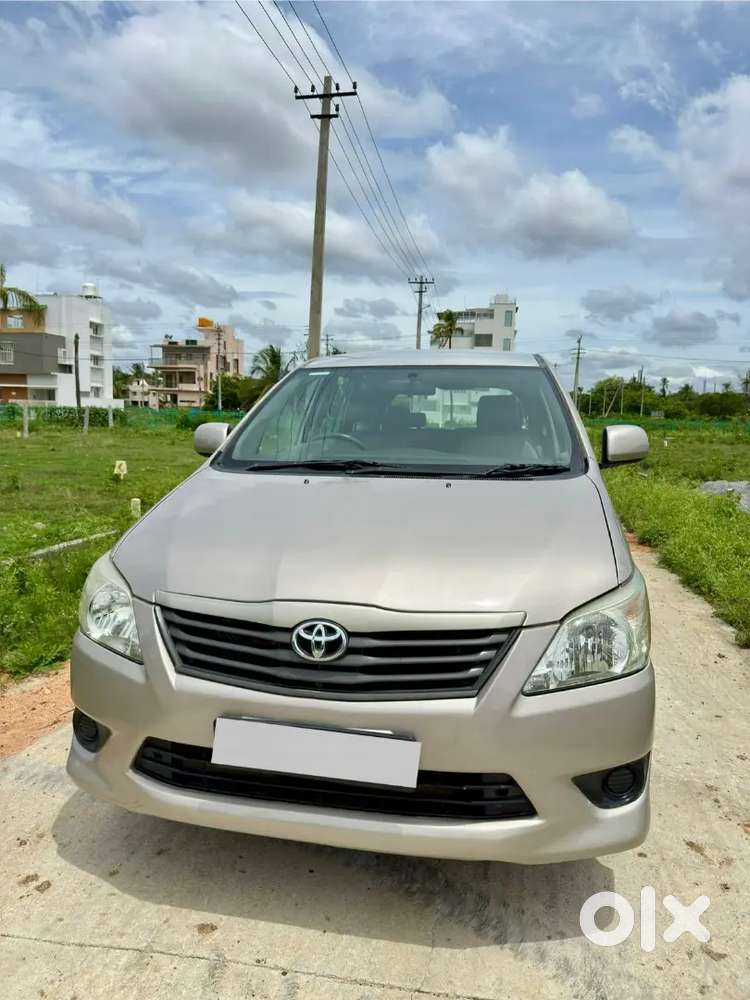 Toyota Innova 1st Owner 2012