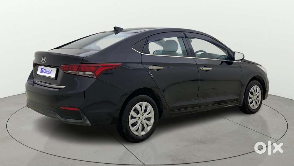 Hyundai Verna 1.4 Vtvt Ex, 2019, Petrol