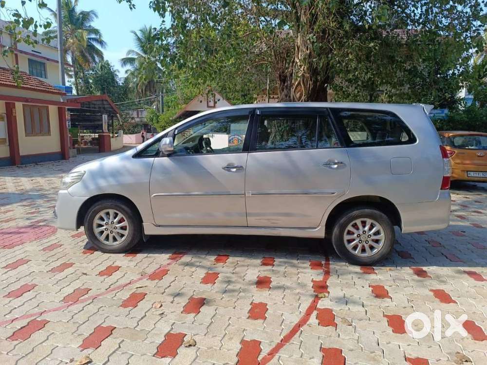 Toyota Innova 2.5 Vx 7 Str Bs-iii, 2013, Diesel