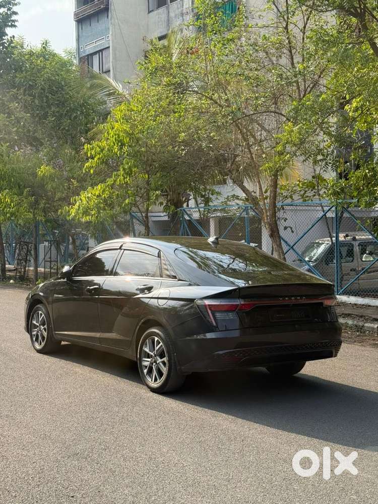 Hyundai Verna 1.5 Sx (o) Vtvt Ivt, 2023, Petrol