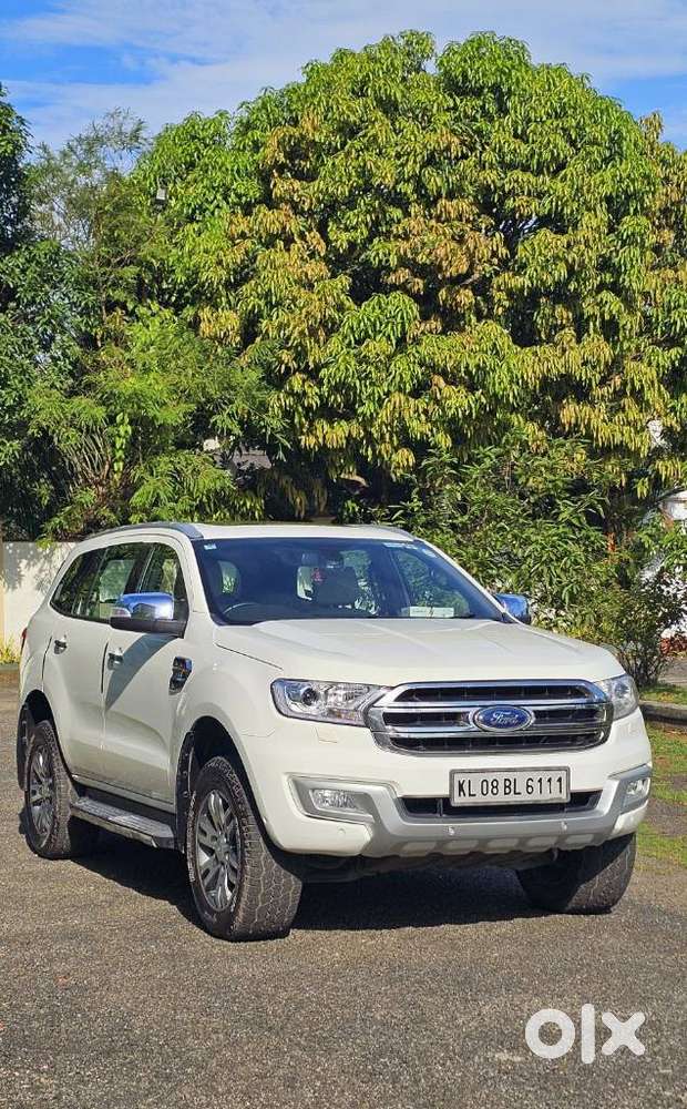 Ford Endeavour 3.2 Titanium Plus 4x4 At, 2016, Diesel