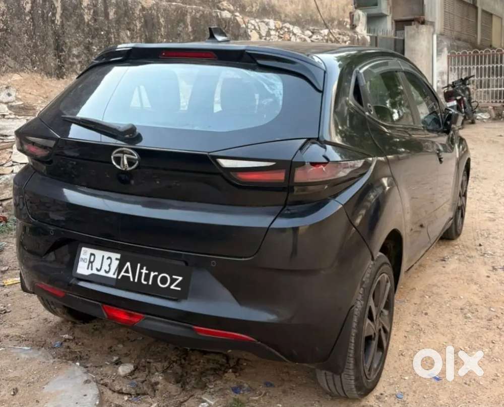 Tata Altroz Diesel  Sunroof Manual 2023