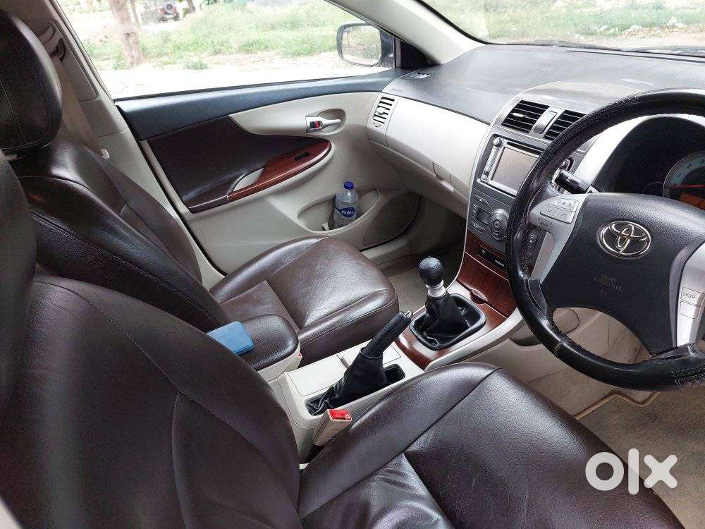 Toyota Corolla Altis G, 2013, Petrol