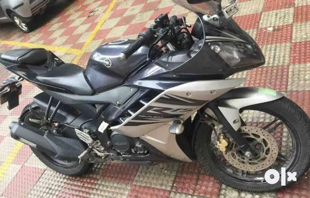 Second hand r15 v3 best sale near me