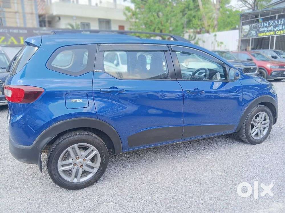 Renault Triber Rxz, 2021, Petrol