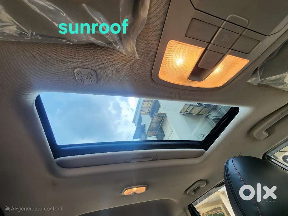 Xuv300 Turbosport Tgdi-tpms, Sunroof,360camera Top Class New Conditon