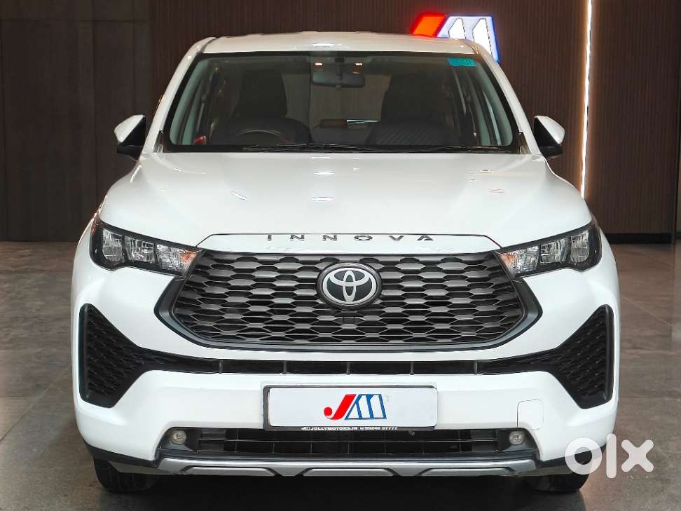 Toyota Innova Hycross 2.0 Gx 7 Str, 2023, Petrol
