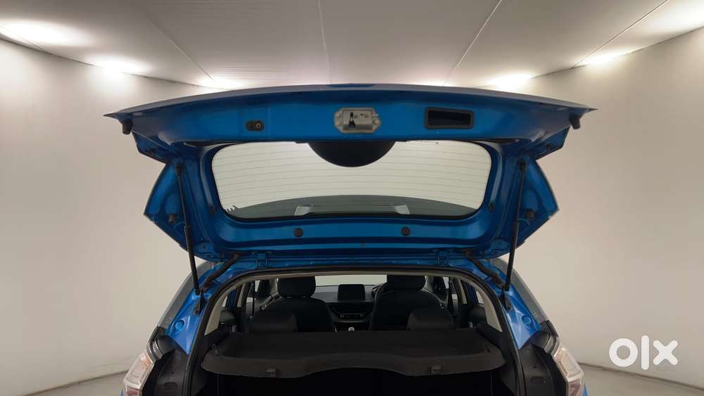 Tata Nexon 1.2 Revotron Xz Plus Dual Tone, 2018, Petrol