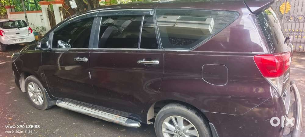 Toyota Innova Crysta 2.4 V 8 Str, 2017, Diesel