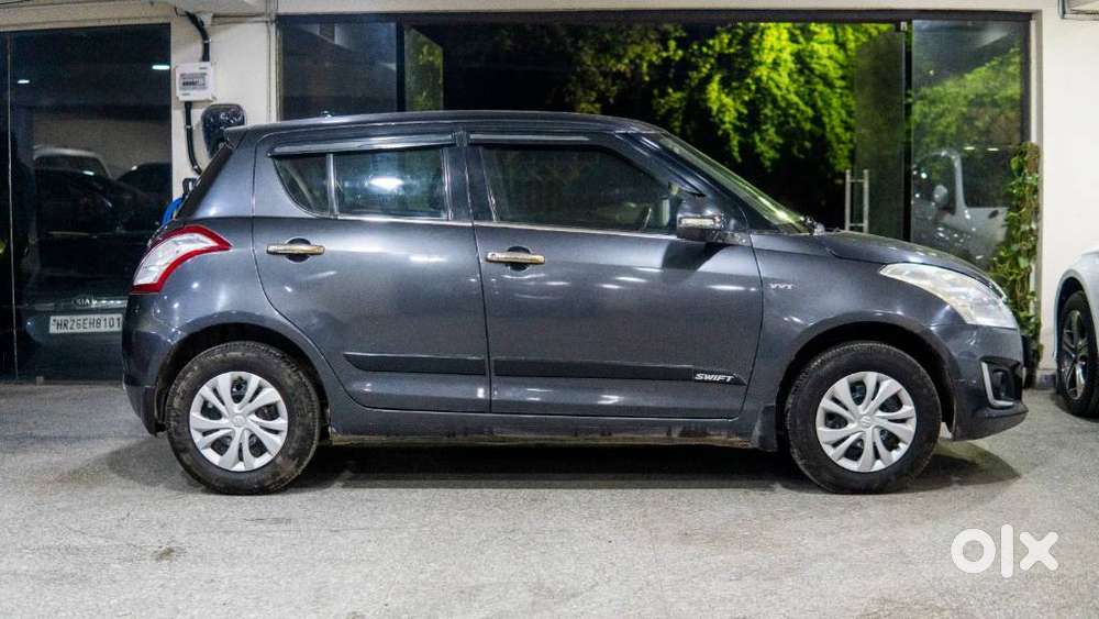Maruti Suzuki Swift Vxi Optional, 2016, Petrol