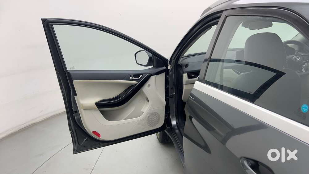 Tata Nexon 1.2 Revotron Xz Plus (s), 2022, Petrol