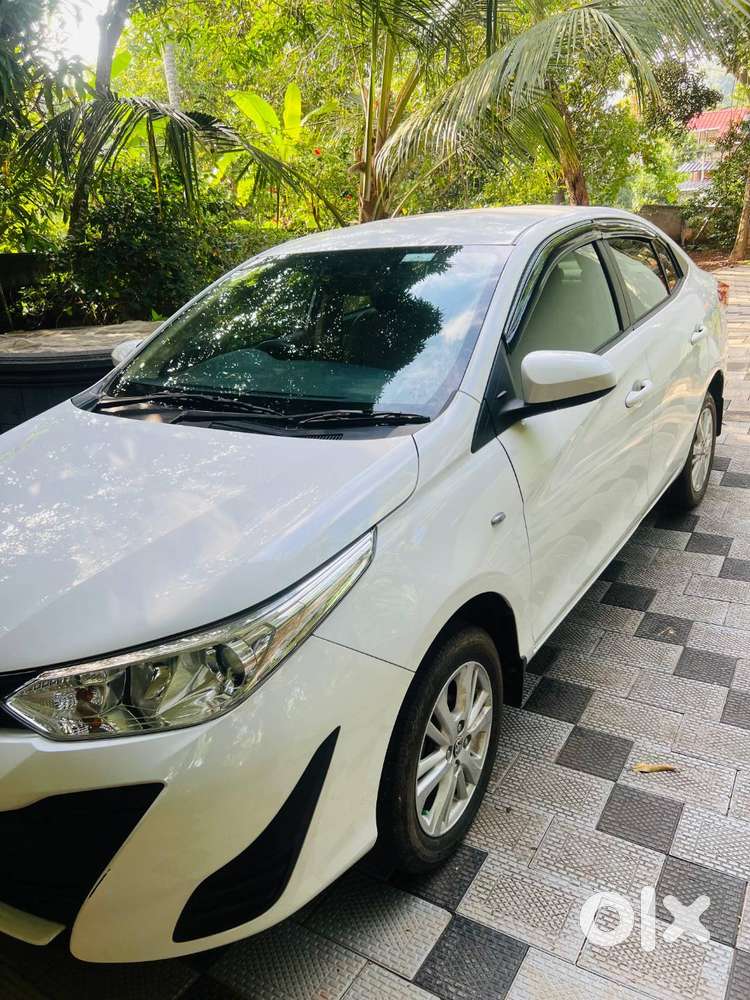 Well-maintained Single-owner Yaris  Only 15,000 Km