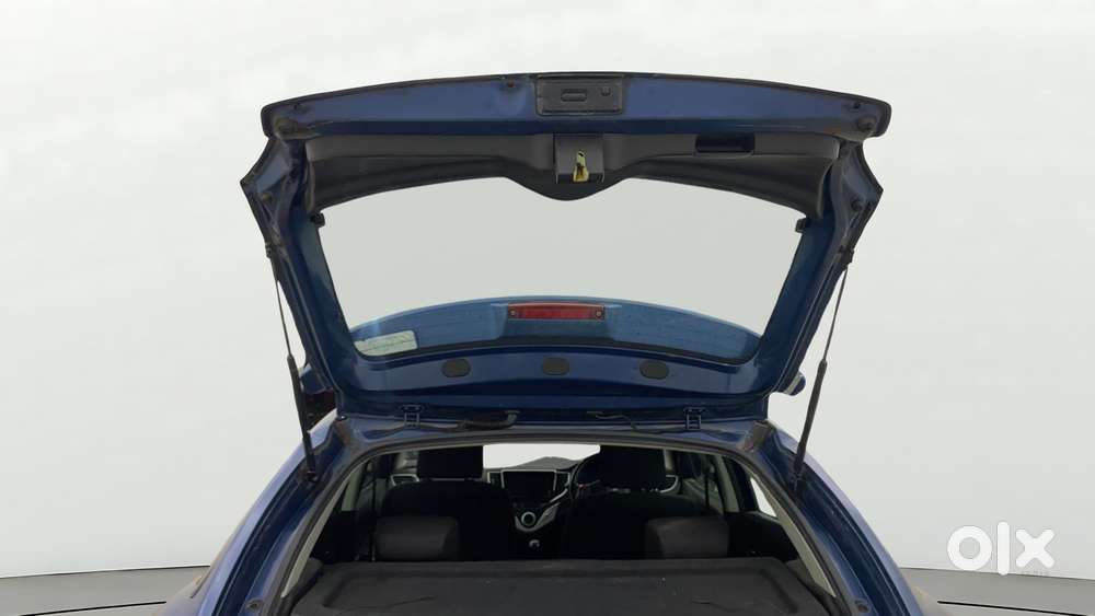 Maruti Suzuki Baleno Alpha, 2017, Cng & Hybrids