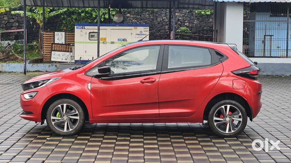 Tata Altroz 1.2 Xza Petrol Dct, 2022, Petrol