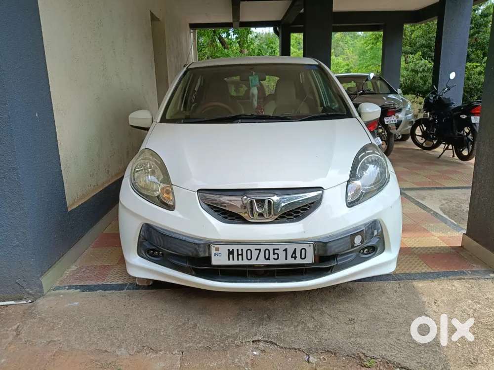 Honda Brio 1.2 V 2012