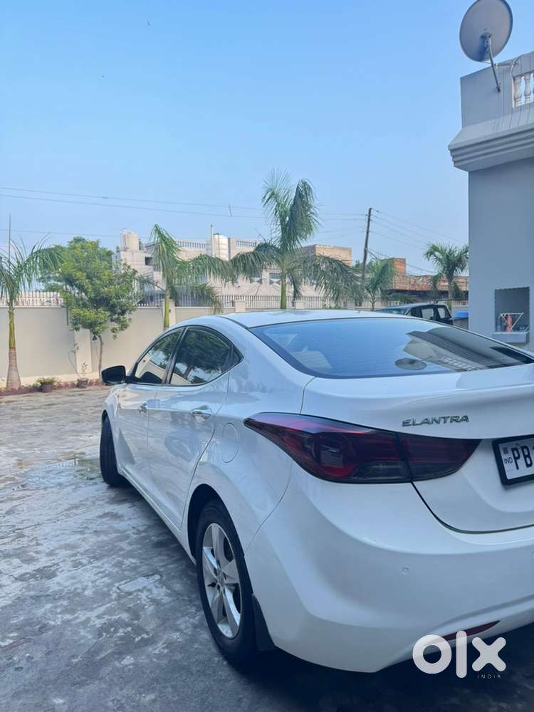 Hyundai New Elantra Diesel 2013