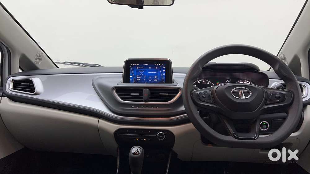 Tata Altroz 1.2 Xt, 2023, Petrol
