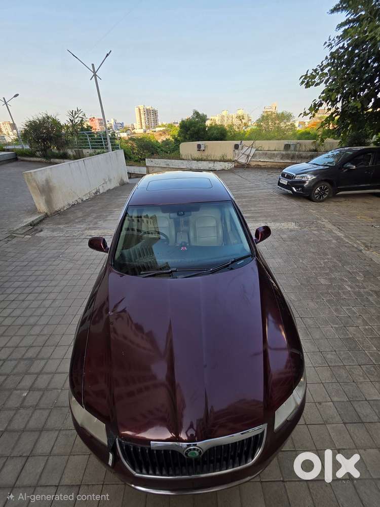 Skoda Superb Petrol 2012