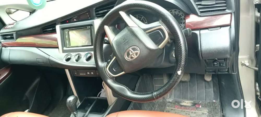 Toyota Innova Crysta 2016 Diesel 180 Km Driven